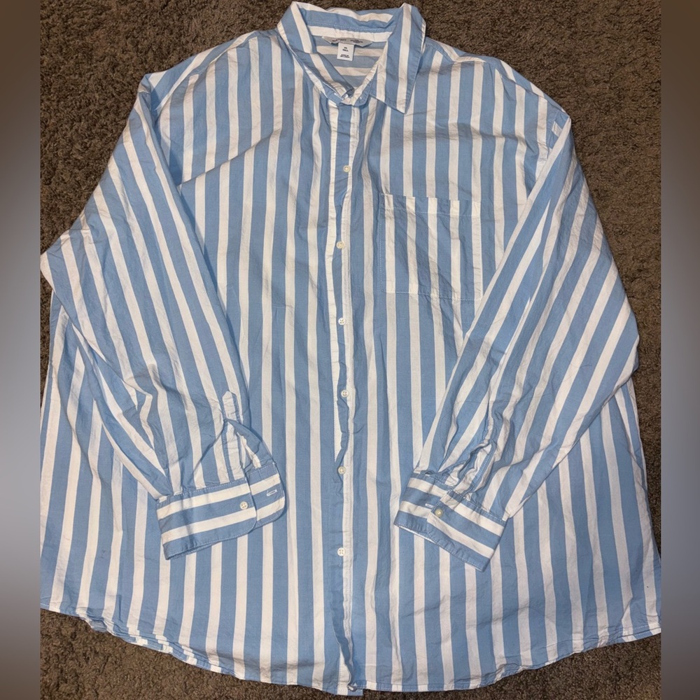 Women’s boyfriend cut button down shirt, size xl tall